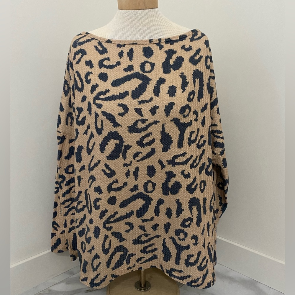 2/$20❤️- SHIRT | Women’s Shein shirt size large (fits medium)